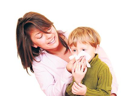 Por que há sangue do nariz nas crianças: as causas e os métodos de eliminar o problema