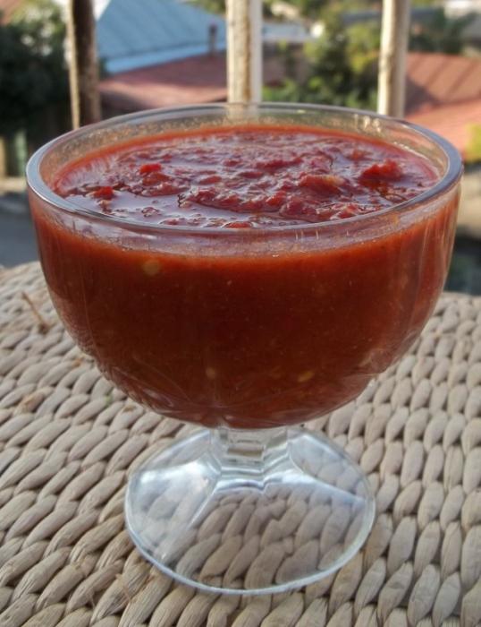 adzhika de receita de tomate para o inverno