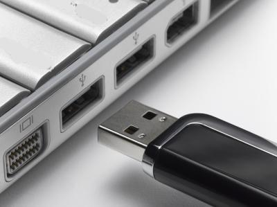 Auto-criação multi-boot USB flash drive